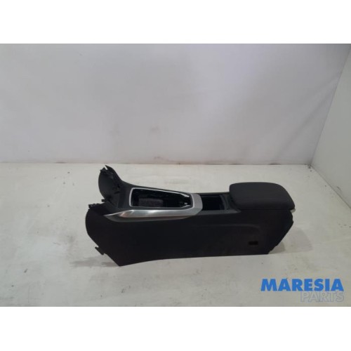 Peugeot - 308 - Middle console