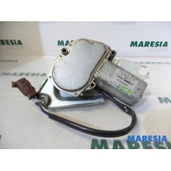 Peugeot - 106 - Rear wiper motor