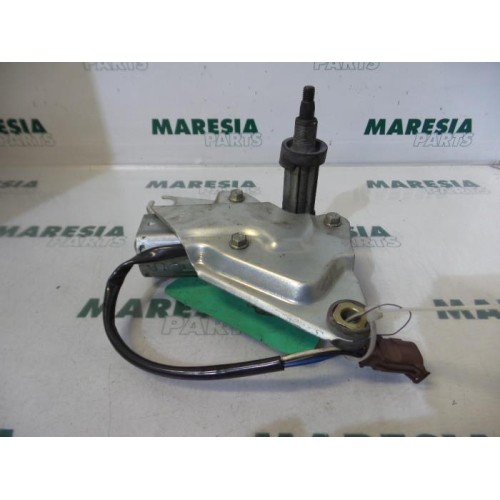 Peugeot - 106 - Ruitenwissermotor achter