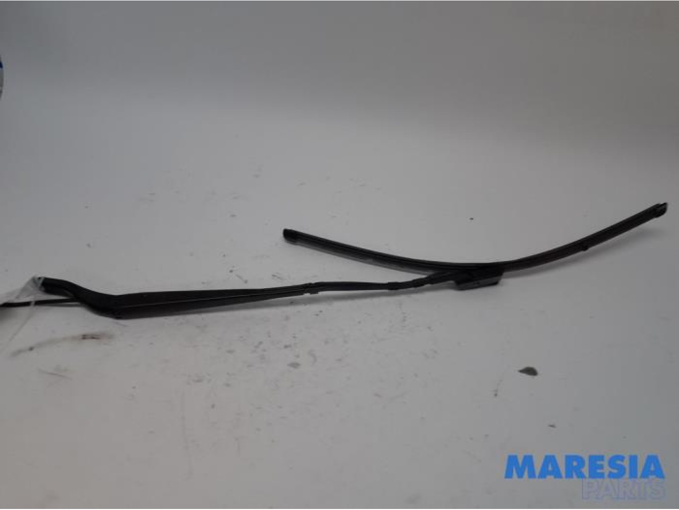 Peugeot - Partner - Front wiper arm