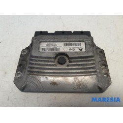 Renault - Scenic - Engine management computer