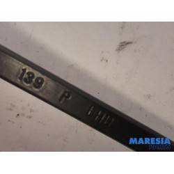 Fiat - Panda - Front wiper arm
