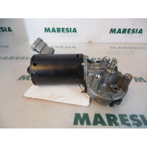 Renault - Megane Scenic - Front wiper motor