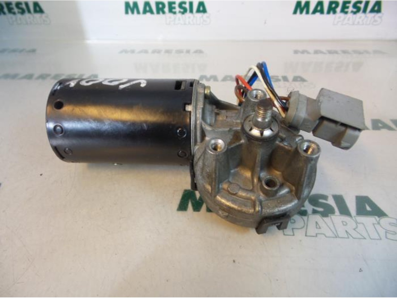 Renault - Megane Scenic - Front wiper motor
