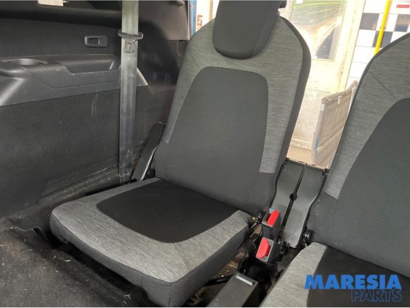 Citroen - Grand C4 Space Tourer - Stoel achter