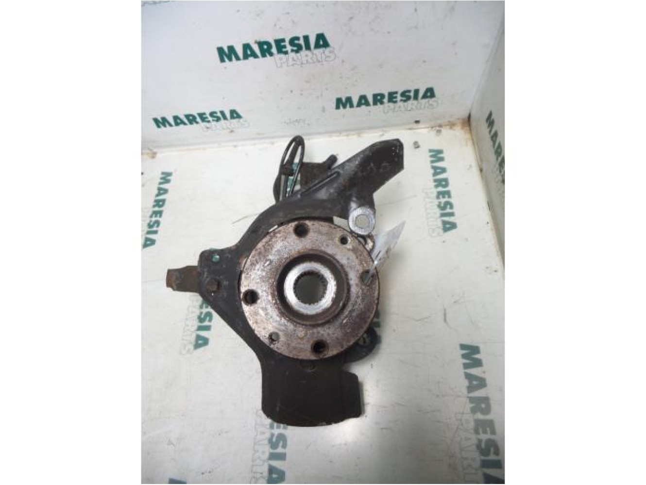 Lancia - Lybra - Knuckle, front right