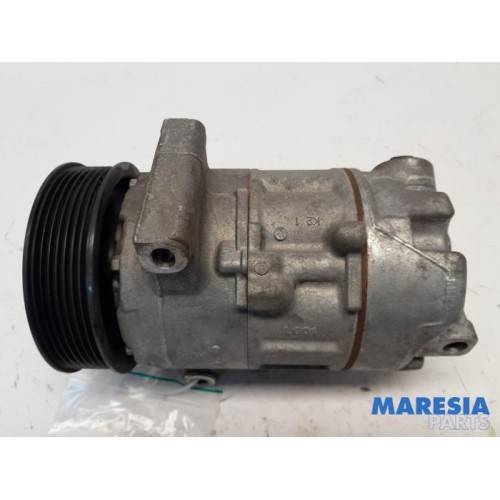 Renault - Scenic - Air conditioning pump