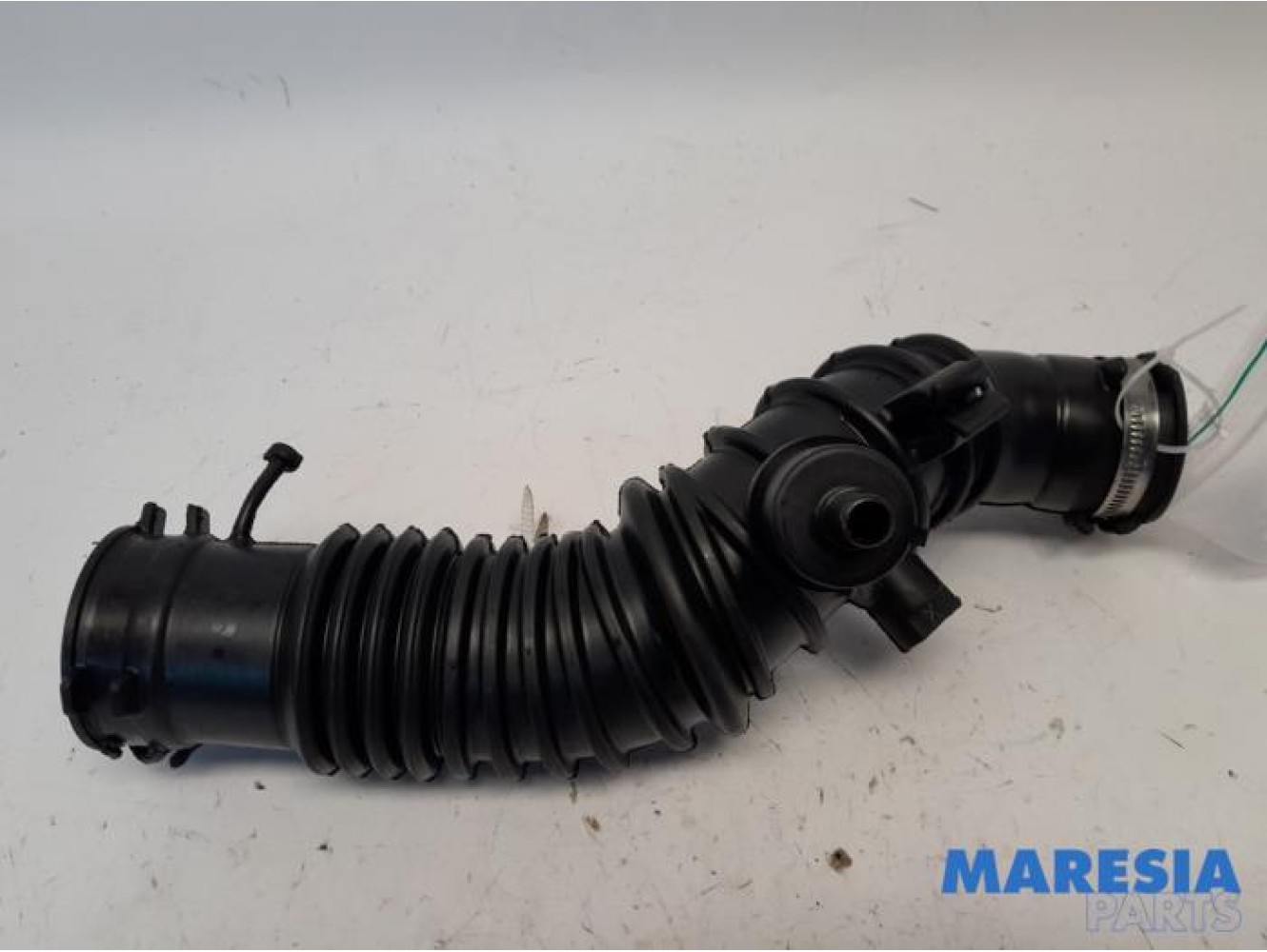 Renault - Scenic - Air intake hose