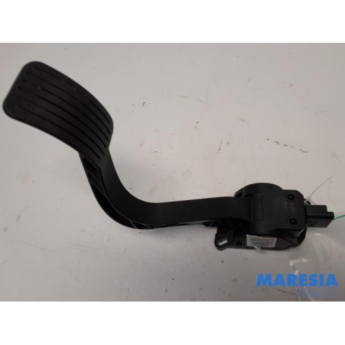 Citroen - Berlingo - Accelerator pedal