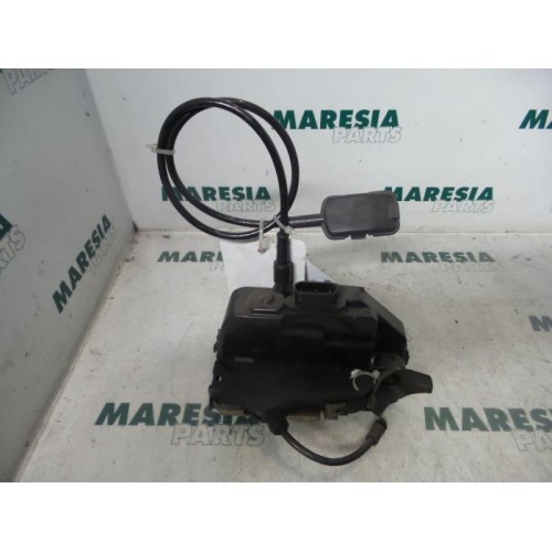 Renault - Megane Scenic - Door lock mechanism 4-door, front left