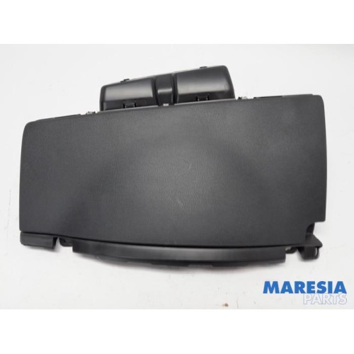 Citroen - Berlingo - Glovebox