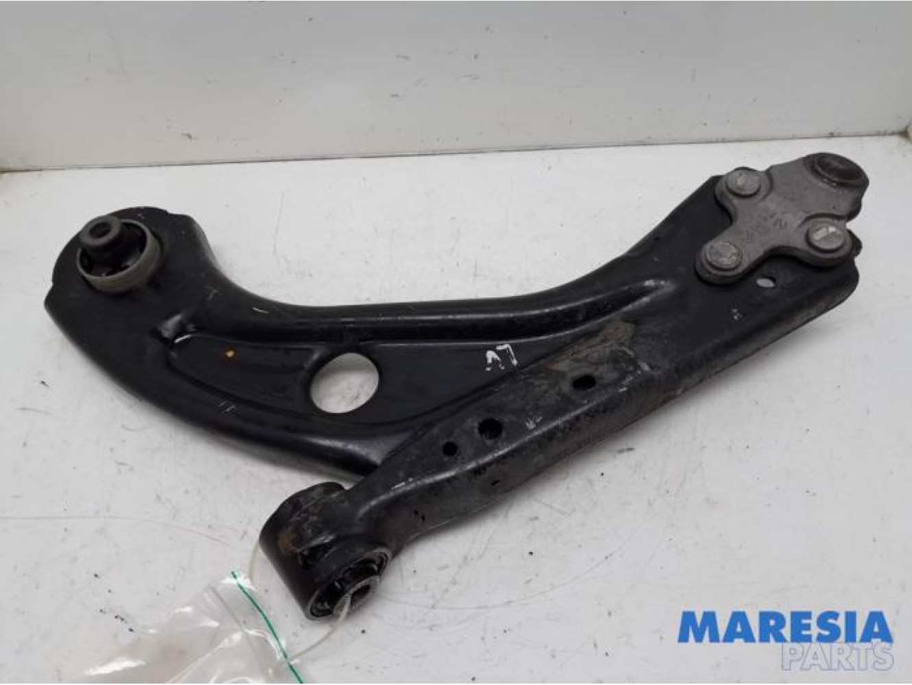 Peugeot - 308 - Bras de suspension bas avant gauche