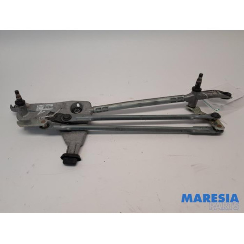 Peugeot - 308 - Wiper mechanism