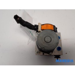 Peugeot - 308 - ABS Pumpe