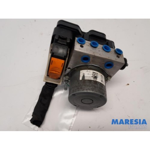 Peugeot - 308 - ABS Pumpe