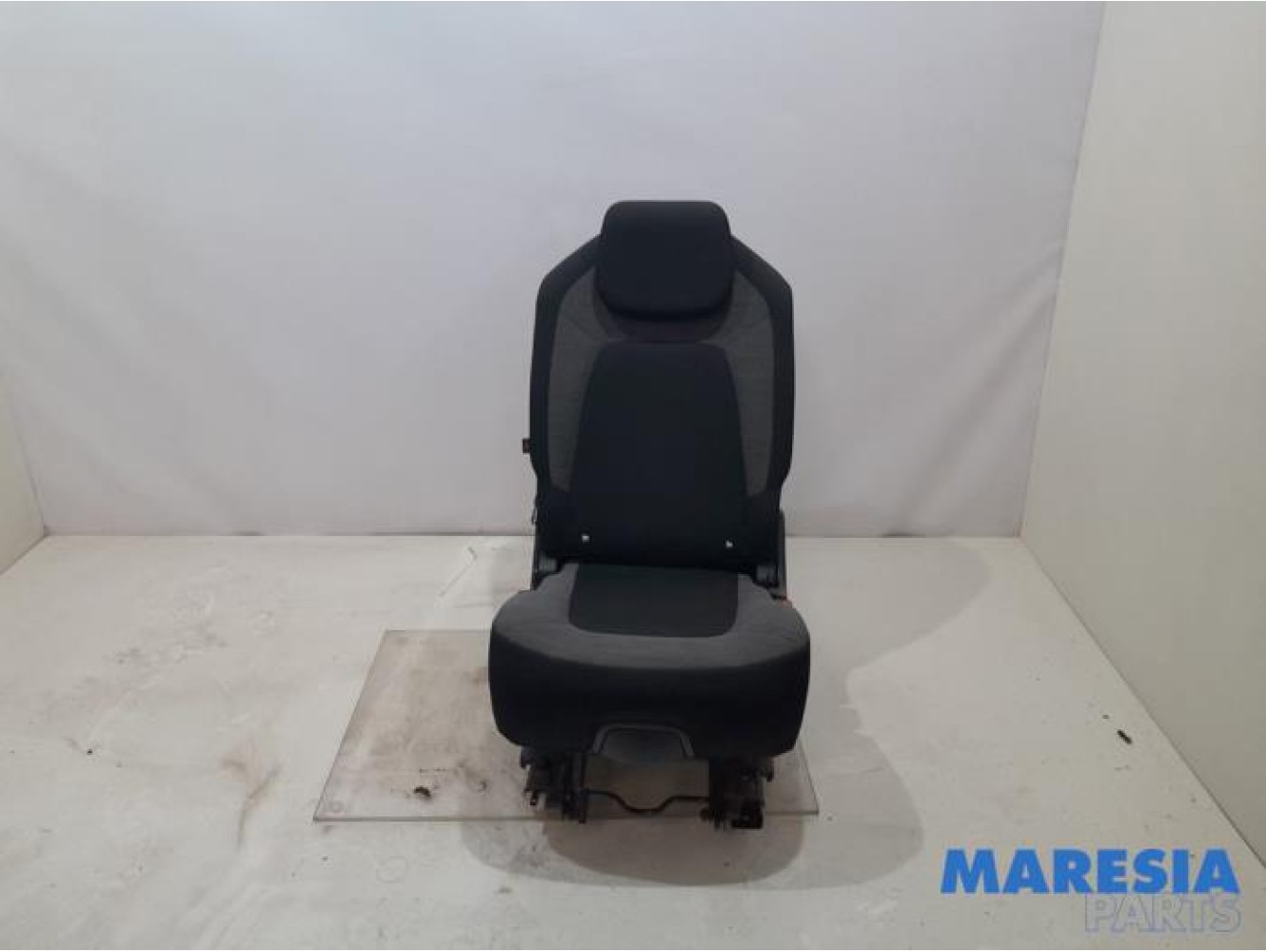 Citroen - Grand C4 Space Tourer - Rear seat