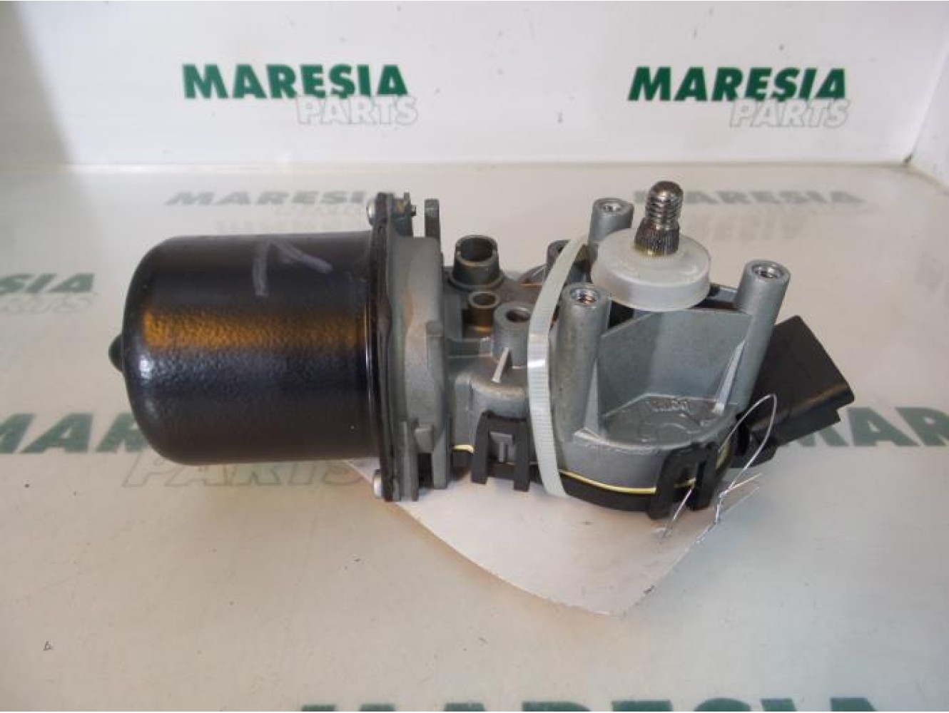 Renault - Kangoo - Front wiper motor