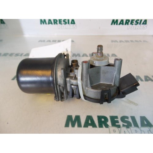 Renault - Kangoo - Front wiper motor