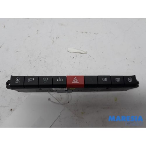 Fiat - Panda - Panic lighting switch