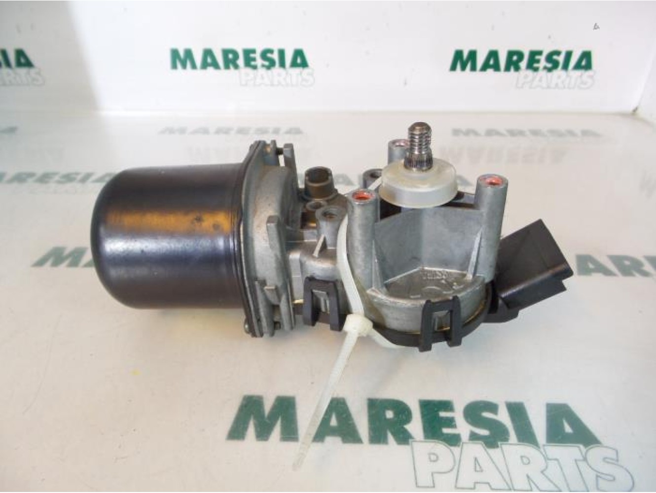 Renault - Kangoo - Front wiper motor