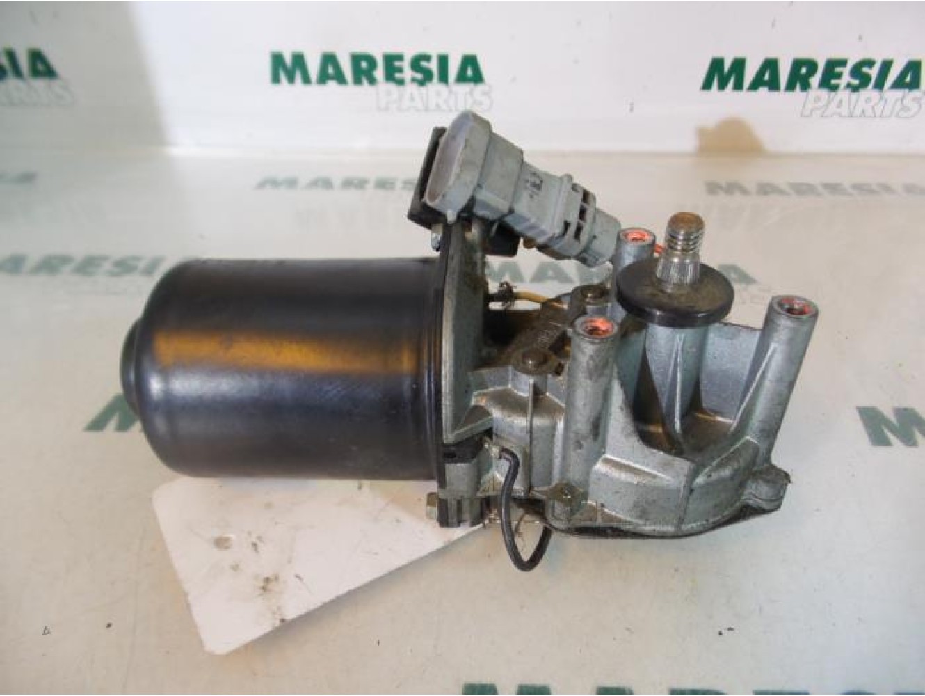 Renault - Kangoo - Front wiper motor
