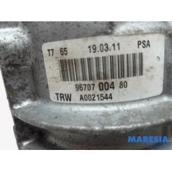 Citroen - Berlingo - Power steering pump