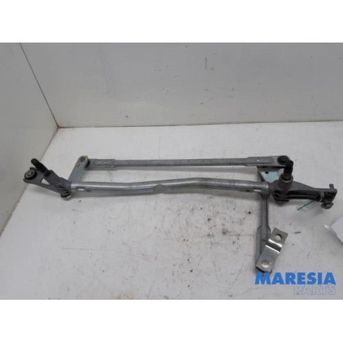 Citroen - Berlingo - Wiper mechanism