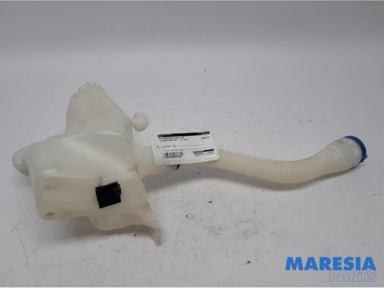 Citroen - Berlingo - Front windscreen washer reservoir