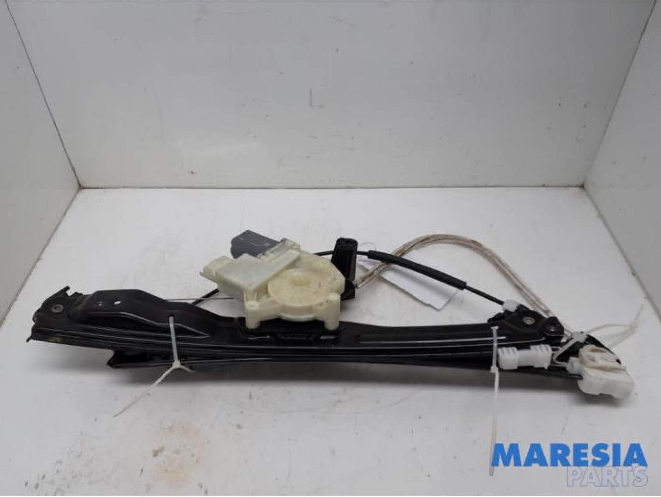 Peugeot - 308 - Window mechanism 4-door, front left