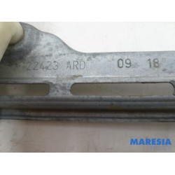 Peugeot - 308 - Rear door window mechanism 4-door, right