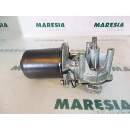 Renault - Megane - Front wiper motor