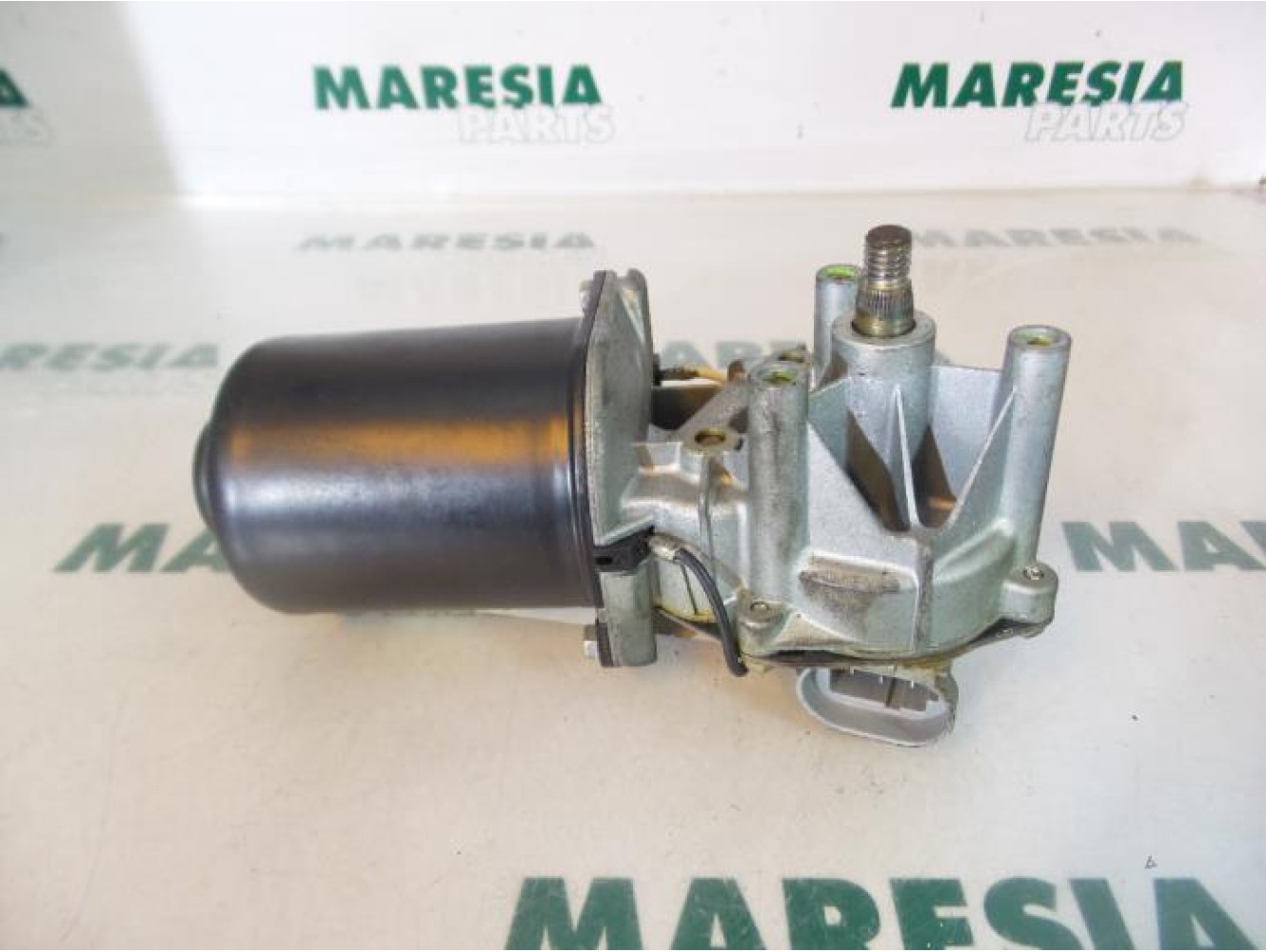 Renault - Megane - Front wiper motor