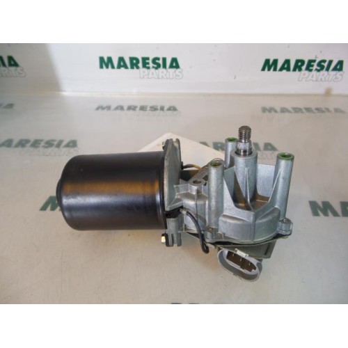 Renault - Megane - Front wiper motor