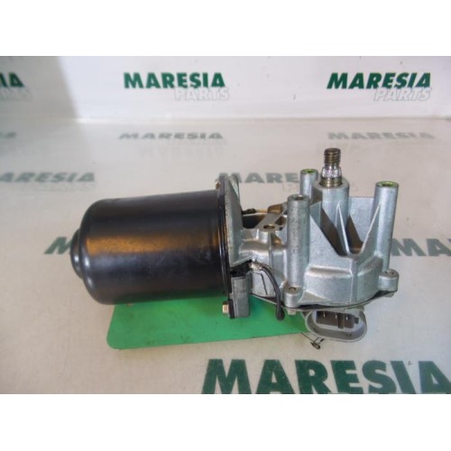 Renault - Megane - Front wiper motor
