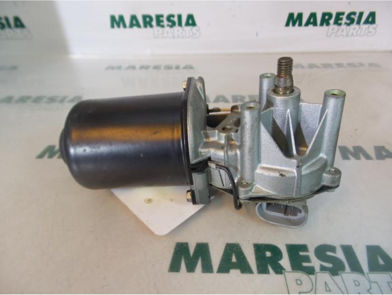 Renault - Megane - Front wiper motor