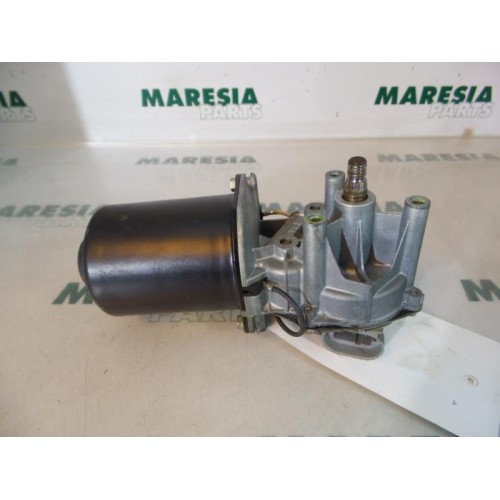 Renault - Megane - Front wiper motor