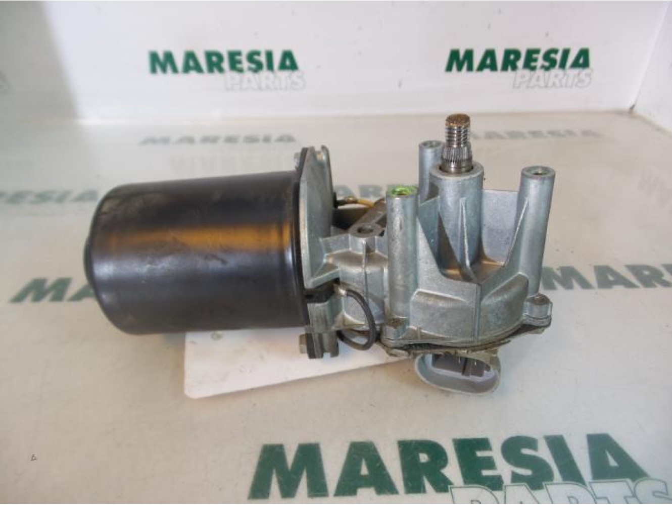 Renault - Megane - Front wiper motor