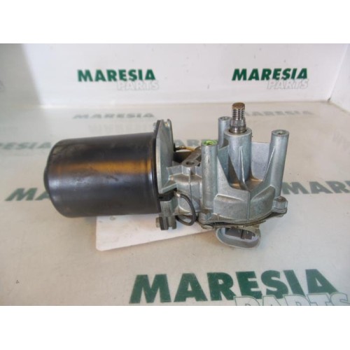 Renault - Megane - Front wiper motor
