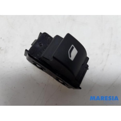 Peugeot - 308 - Electric window switch