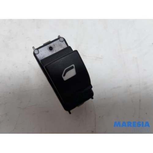 Peugeot - 308 - Electric window switch