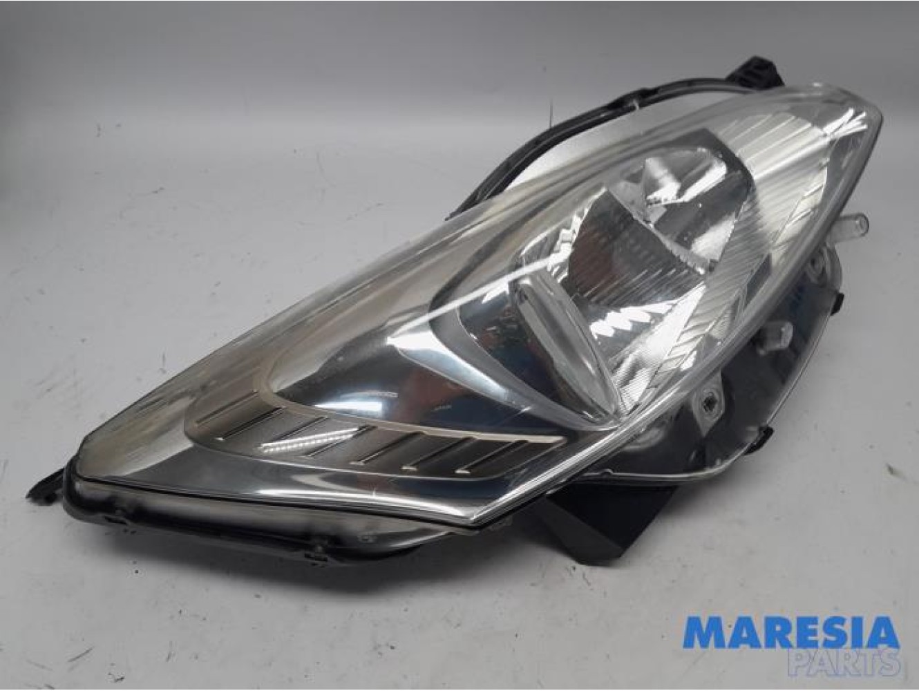 Peugeot - 508 - Phare droit
