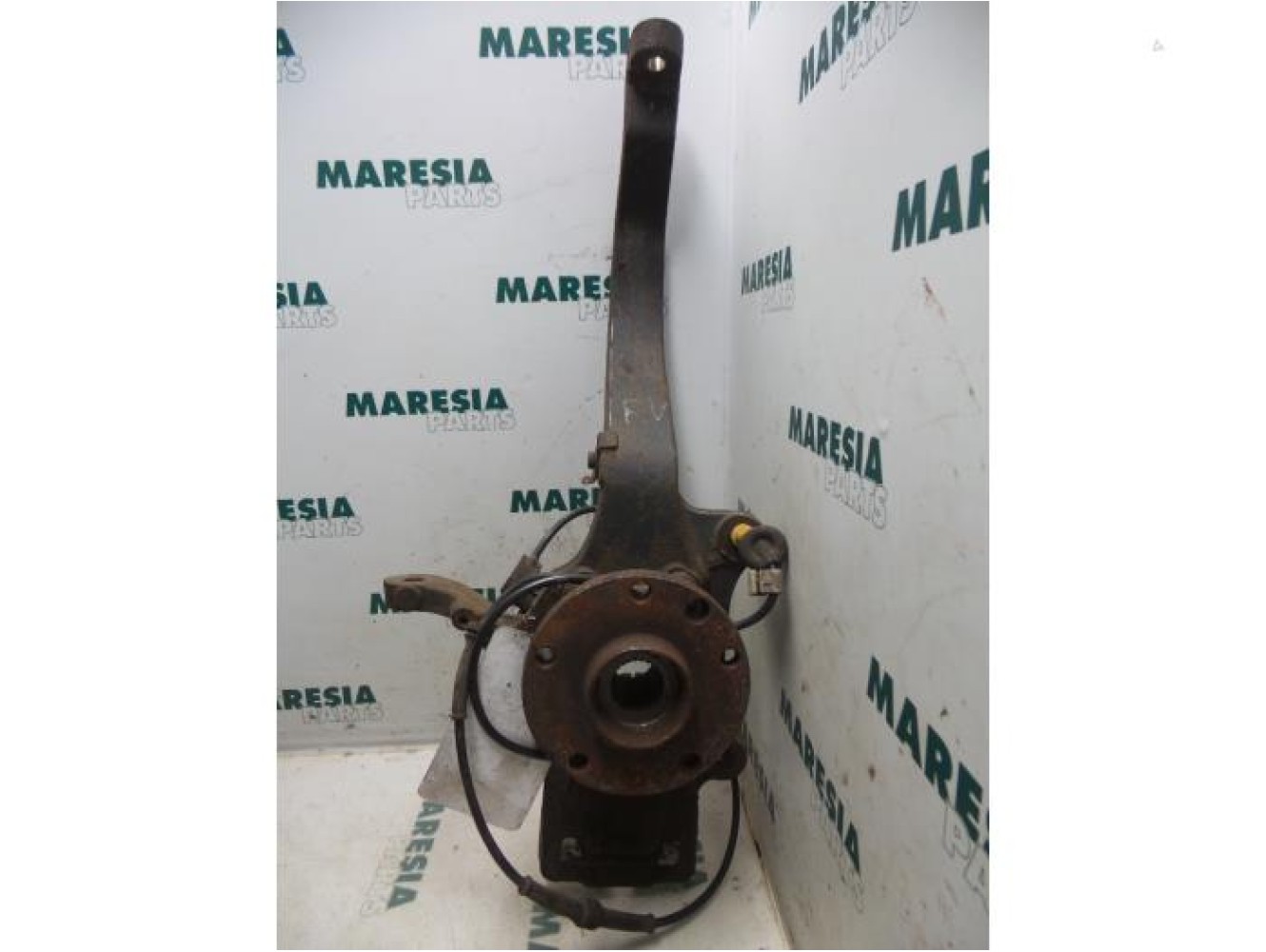 Alfa Romeo - 166 - Knuckle, front right