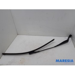 Peugeot - 308 - Front wiper arm