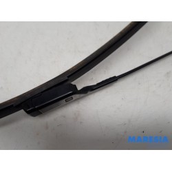 Peugeot - 308 - Front wiper arm