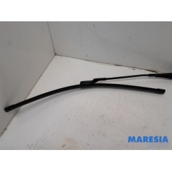 Peugeot - 308 - Front wiper arm