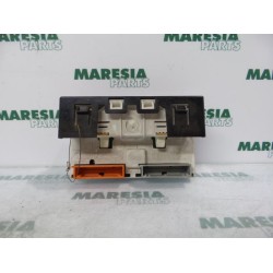 Renault - Megane Scenic - Display Interieur