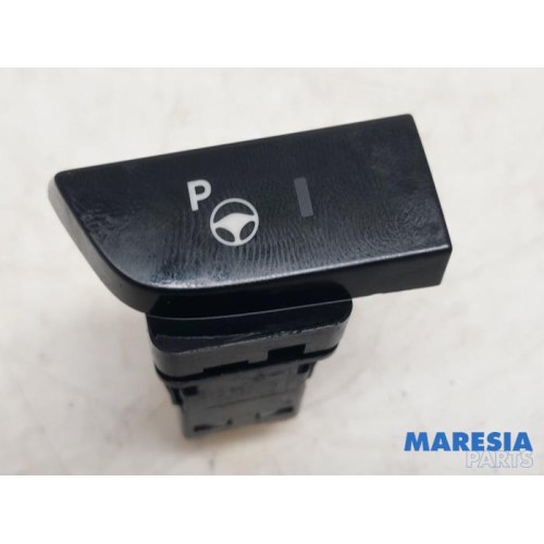 Citroen - Grand C4 Space Tourer - Central locking switch