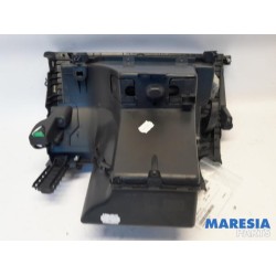Citroen - Grand C4 Space Tourer - Glovebox