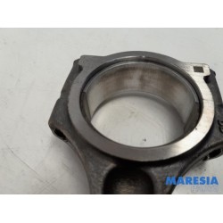 Renault - Trafic - Connecting rod