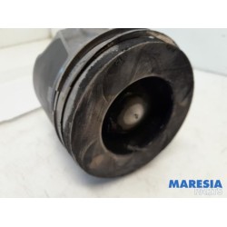 Renault - Trafic - Connecting rod